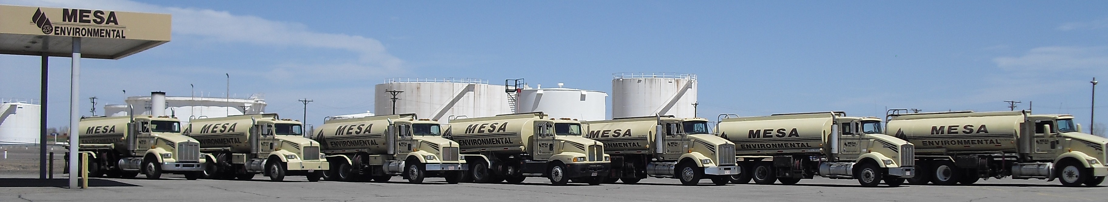Mesa-Oil-Trucks (1)